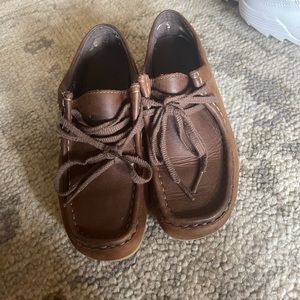 Clarks Wallabee color: brown